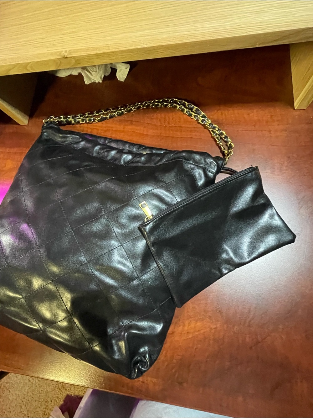 Very Spacious 2 Pc Large Quilted “ Puffer “ Tote / No Brand Name / 15”T x 14” W - Picture 10 of 15